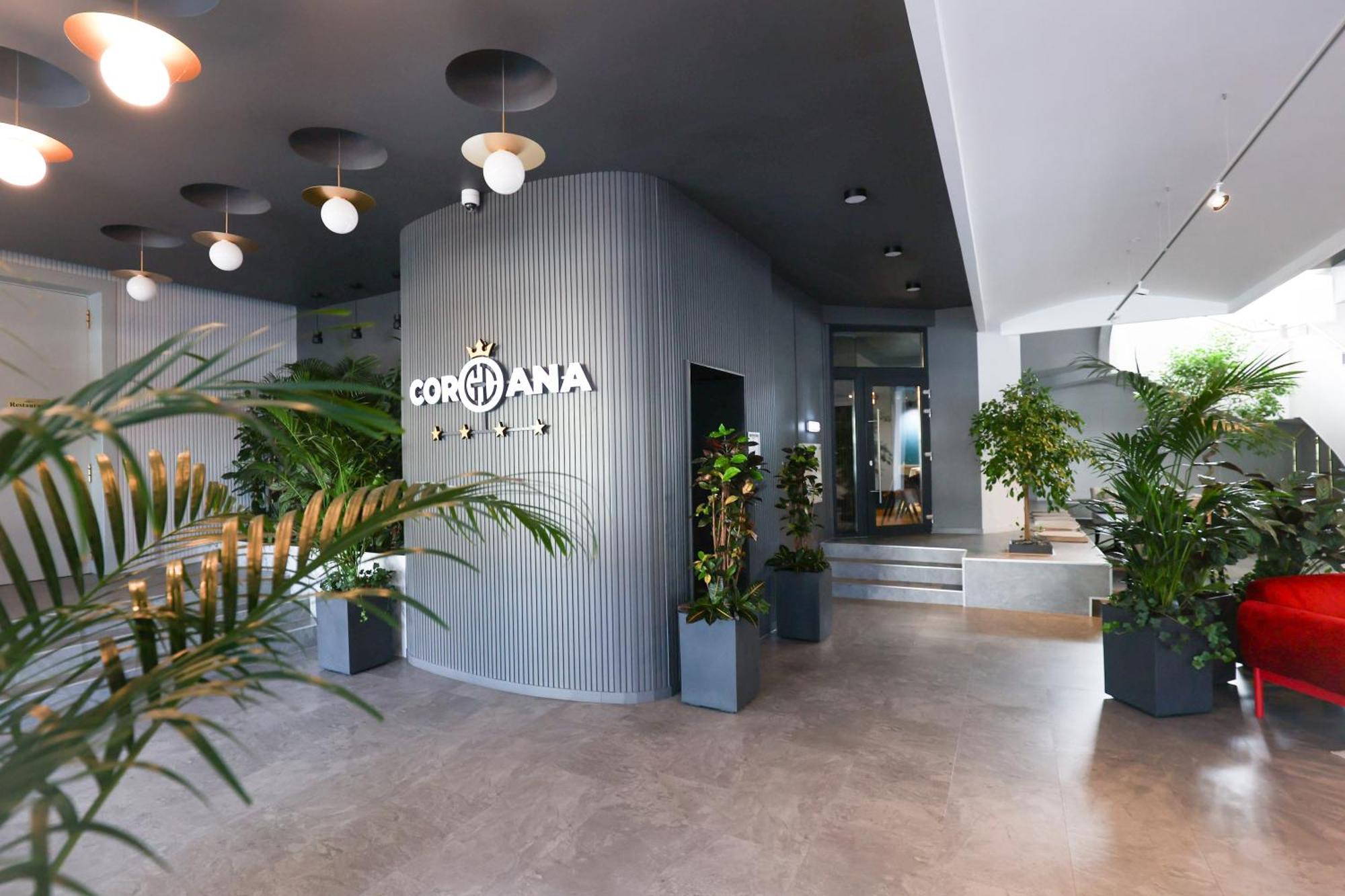 Grand Coroana 酒店